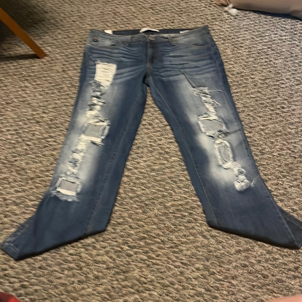 💞Adorable KanCan jeans that have never been worn.